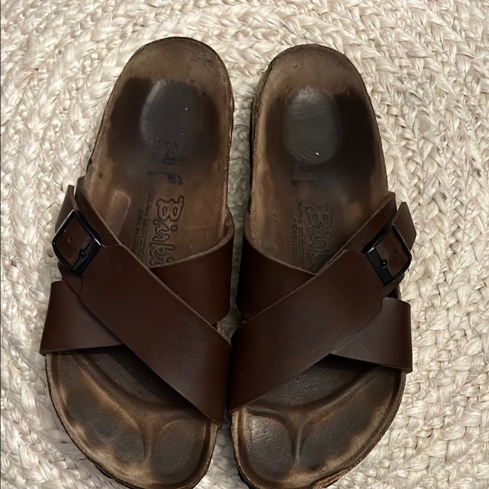 Brown Birki’s Leather Sandals used